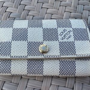 Louis Vuitton Damier Azure Multicles Key 6